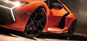 لاستیک بریجستون بر روی لامبورگینی Revuelto